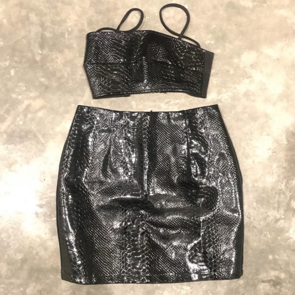 Misguided Two Piece Faux Snakeskin Skirt